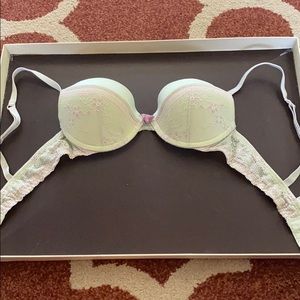 Green lace Aerie bra